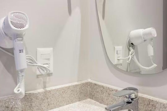 Banheiro de apartamento à venda com 1 quarto, 25m² em Planalto Paulista, São Paulo