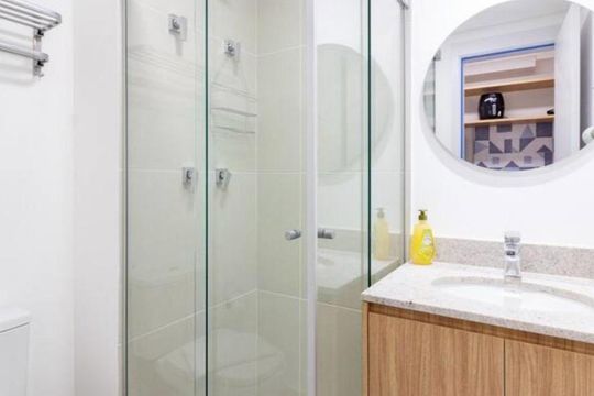 Banheiro de apartamento à venda com 1 quarto, 25m² em Planalto Paulista, São Paulo
