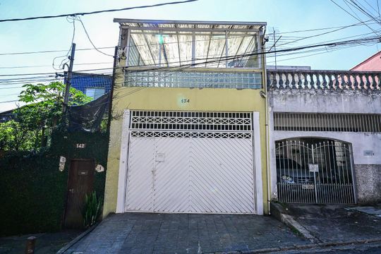 Fachada de casa à venda com 3 quartos, 180m² em Parque Regina, São Paulo