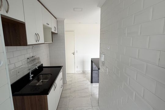 Cozinha de apartamento para alugar com 2 quartos, 52m² em Socorro, São Paulo