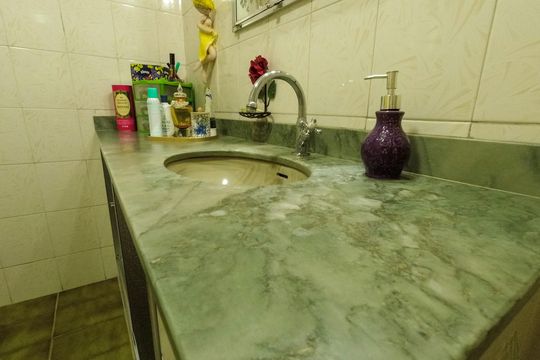 Banheiro Social de casa para alugar com 5 quartos, 200m² em Vista Alegre, Rio de Janeiro
