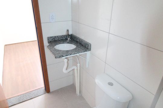 Banheiro da Suíte de apartamento para alugar com 2 quartos, 104m² em Parque Residencial Flamboyant, São José dos Campos