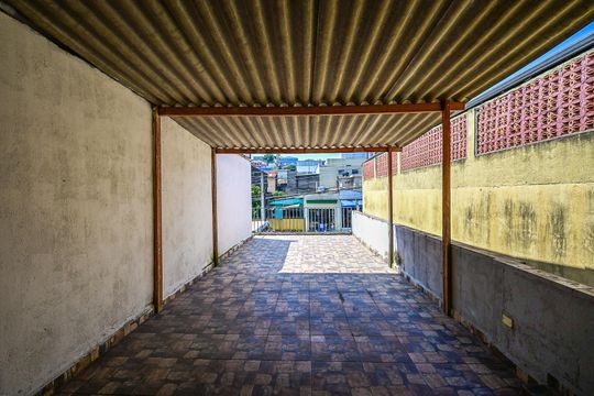 Terraço de casa à venda com 2 quartos, 160m² em Vila das Belezas, São Paulo