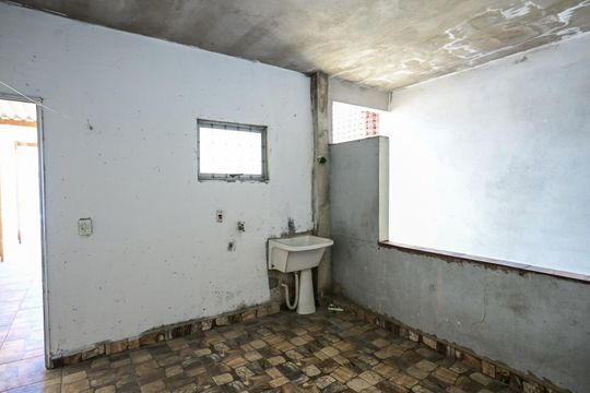 Área de Serviço  de casa à venda com 2 quartos, 160m² em Vila das Belezas, São Paulo