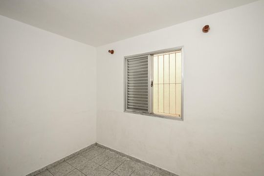 Quarto 1 de casa à venda com 2 quartos, 160m² em Vila das Belezas, São Paulo