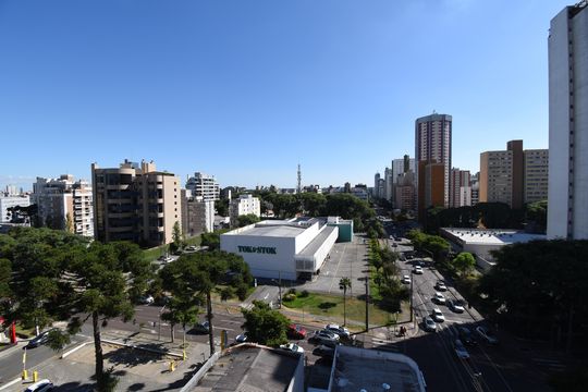 Vista do Prédio de kitnet/studio à venda com 1 quarto, 23m² em Bigorrilho, Curitiba