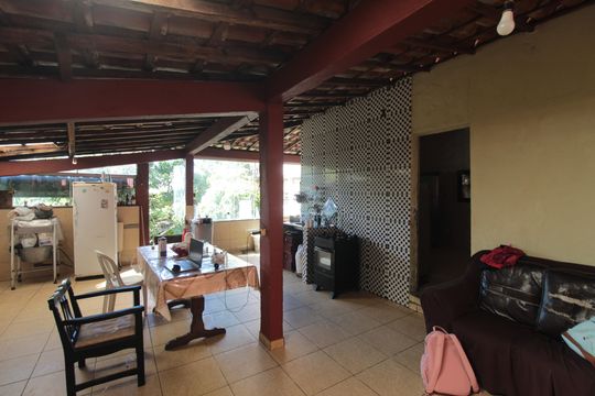 Área Gourmet de casa à venda com 6 quartos, 328m² em Céu Azul, Belo Horizonte