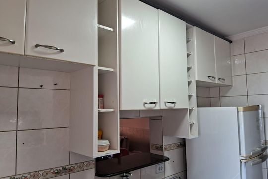 Cozinha de apartamento à venda com 3 quartos, 68m² em Utinga, Santo André