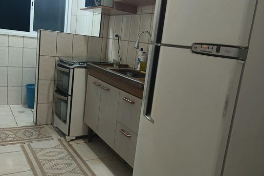 Cozinha de apartamento para alugar com 1 quarto, 60m² em Cidade Ocian, Praia Grande