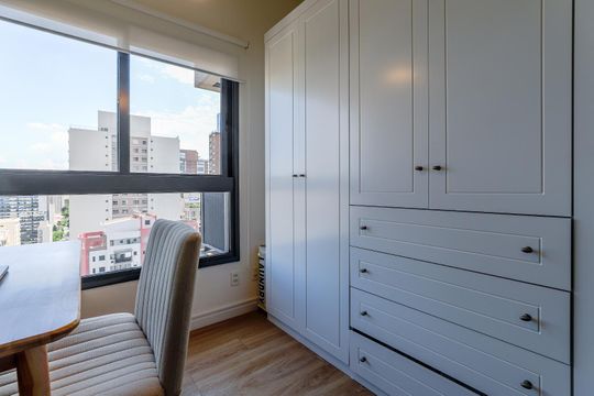 Quarto de apartamento à venda com 2 quartos, 73m² em Pinheiros, São Paulo