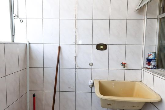Apartamento para alugar com 2 quartos, 57m² em Parque Santos Dumont, Taboão da Serra