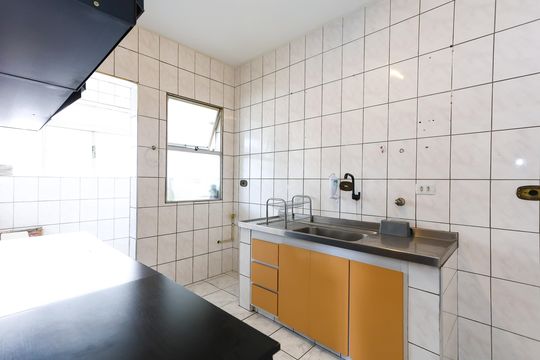 Apartamento para alugar com 2 quartos, 57m² em Parque Santos Dumont, Taboão da Serra