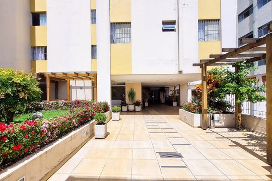 Apartamento para alugar com 2 quartos, 57m² em Parque Santos Dumont, Taboão da Serra