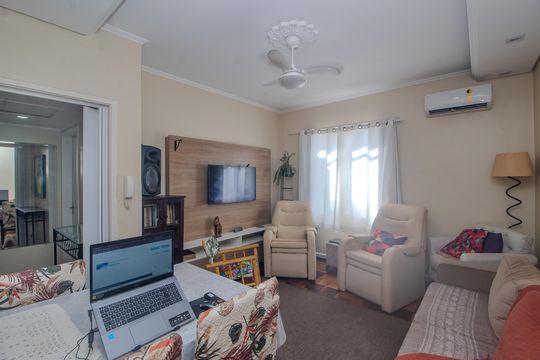 Apartamento para alugar com 2 quartos, 55m² em Menino Deus, Porto Alegre