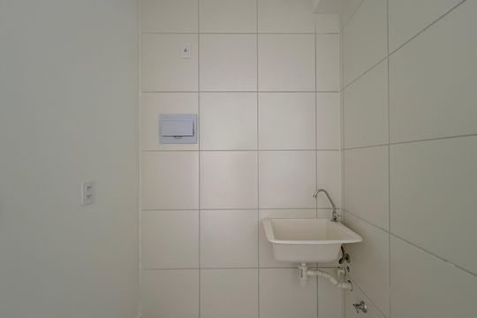 Área de Serviço de apartamento à venda com 2 quartos, 36m² em Jardim Sabara, São Paulo