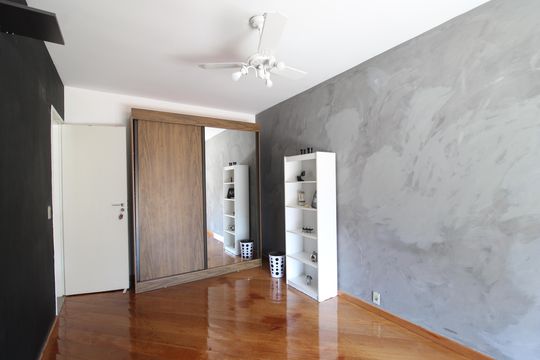 Quarto 2 de casa de condomínio à venda com 3 quartos, 360m² em Taquara, Rio de Janeiro