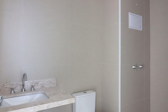 Banheiro Social de apartamento à venda com 3 quartos, 76m² em Planalto, São Bernardo do Campo