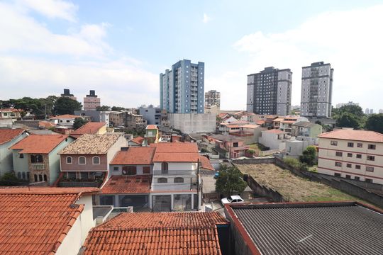 Vista Quarto 1 suíte de apartamento para alugar com 2 quartos, 77m² em Vila assunção, Santo André