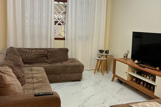 Sala de casa à venda com 3 quartos, 270m² em Jardim Consorcio, São Paulo