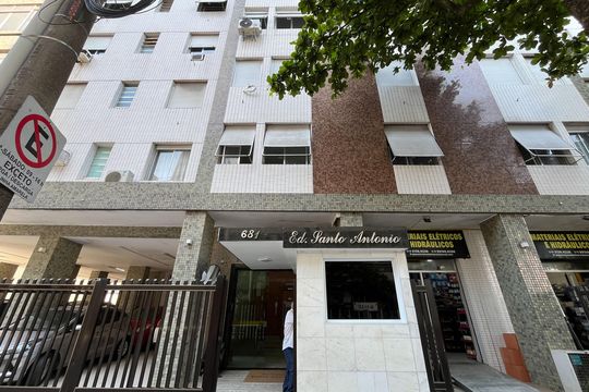 Fachada de kitnet/studio para alugar com 1 quarto, 35m² em Embaré, Santos