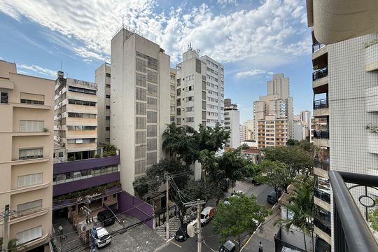 Apartamento para alugar com 3 quartos, 98m² em Santa Cecilia, São Paulo