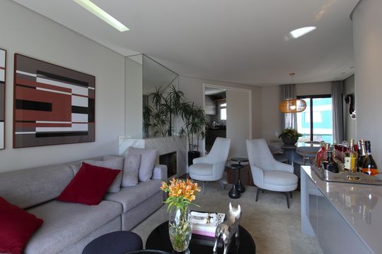 Sala de apartamento à venda com 3 quartos, 140m² em Moema, São Paulo