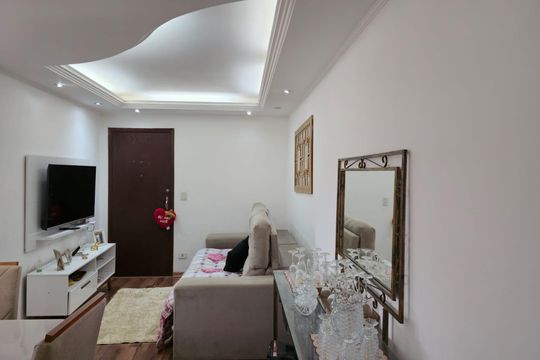 Sala  de apartamento para alugar com 3 quartos, 87m² em Jardim Vila Galvao, Guarulhos