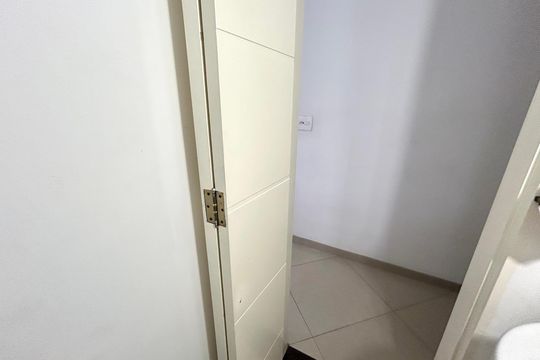 Banheiro 2 de casa à venda com 2 quartos, 79m² em Vila Sao Luis, Guarulhos