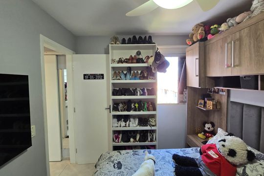 Quarto 01 de apartamento para alugar com 2 quartos, 44m² em Vila Galvão, Guarulhos