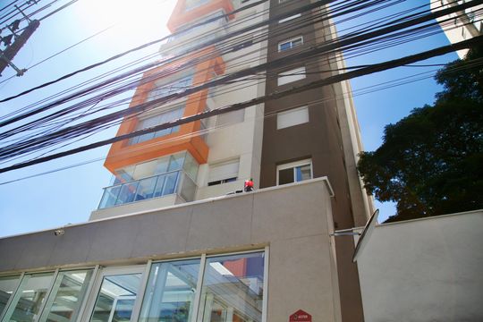 Fachada do bloco de apartamento à venda com 2 quartos, 65m² em Itaim Bibi, São Paulo