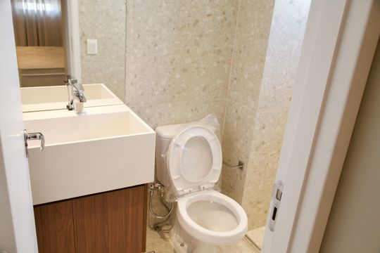 Banheiro 1 de apartamento à venda com 2 quartos, 65m² em Itaim Bibi, São Paulo