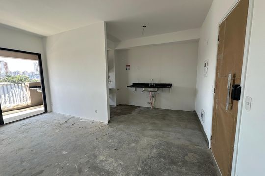 Sala de apartamento à venda com 2 quartos, 70m² em Vila Creti, Barueri