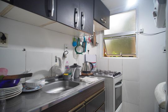 Cozinha de apartamento à venda com 2 quartos, 42m² em São João Batista, São Leopoldo