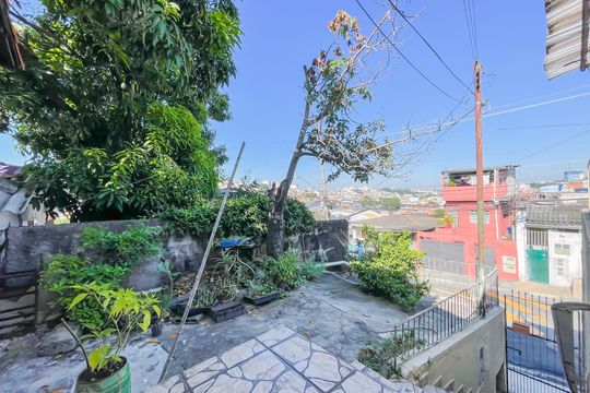 Terraço de casa para alugar com 2 quartos, 250m² em Veloso, Osasco