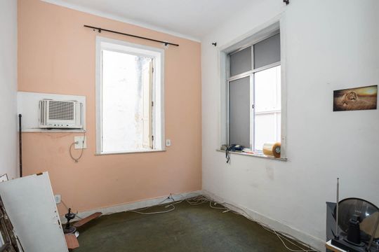 Casa à venda com 4 quartos, 280m² em Praça da Bandeira, Rio de Janeiro