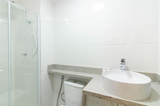 Banheiro da Suíte de apartamento à venda com 1 quarto, 25m² em Água Branca, São Paulo