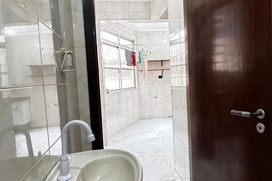 Área de Serviço - Banheiro de apartamento para alugar com 2 quartos, 120m² em Centro, Santo André