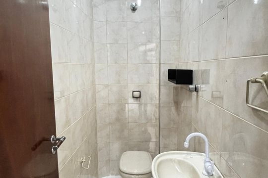 Banheiro de Serviço de apartamento à venda com 2 quartos, 120m² em Centro, Santo André