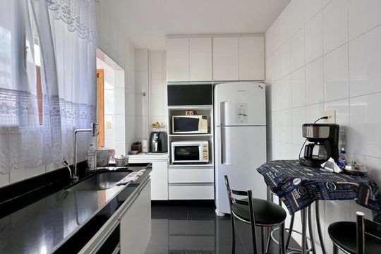cozinha de apartamento à venda com 3 quartos, 82m² em São Marcos, Belo Horizonte