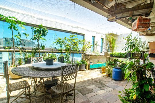 Apartamento à venda com 3 quartos, 320m² em Barra da Tijuca, Rio de Janeiro