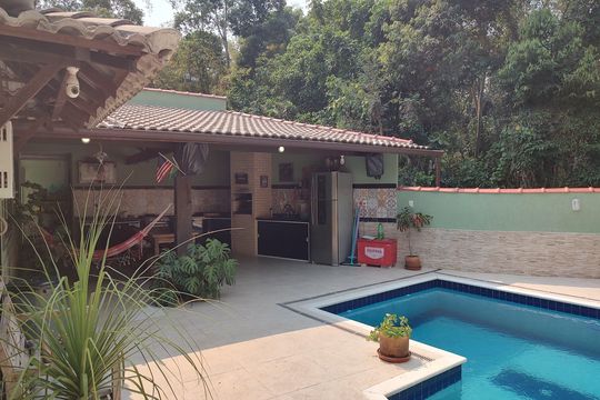 Casa à venda com 6 quartos, 300m² em Vargem Grande, Rio de Janeiro