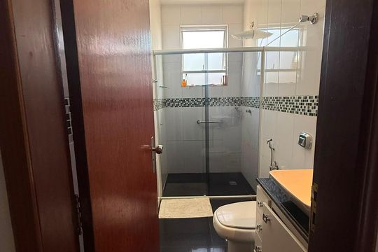 Banheiro da Suíte de casa à venda com 3 quartos, 167m² em Santa Ines, Belo Horizonte