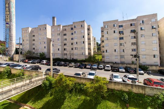 Vista do Quarto 2 de apartamento para alugar com 2 quartos, 49m² em Jardim Helena, Cotia