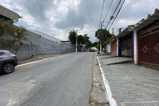 Vista da Rua de casa à venda com 2 quartos, 104m² em Jardim Brasil (zona Norte), São Paulo