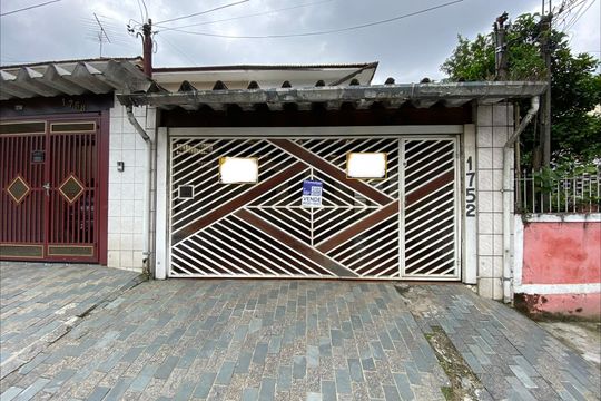 Fachada de casa à venda com 2 quartos, 104m² em Jardim Brasil (zona Norte), São Paulo