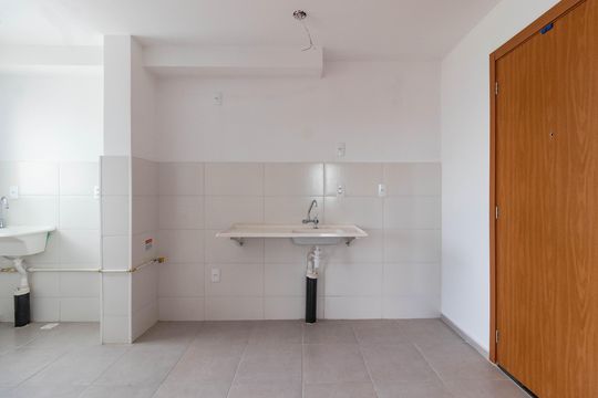 Cozinha de apartamento para alugar com 2 quartos, 39m² em Lapa, São Paulo