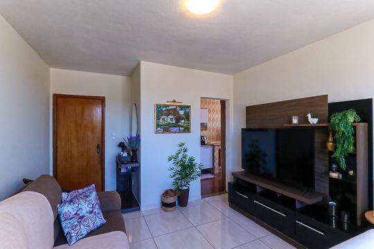 Sala de apartamento à venda com 2 quartos, 58m² em Cascadura, Rio de Janeiro