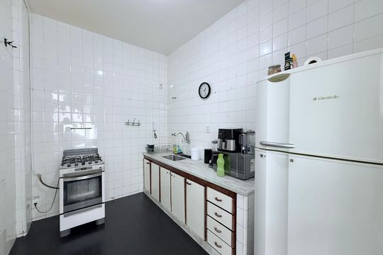 Apartamento à venda com 3 quartos, 160m² em Santo Agostinho, Belo Horizonte