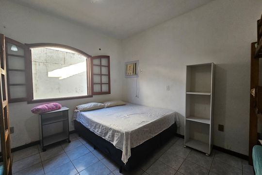 Casa para alugar com 2 quartos, 54m² em Jardim Enseada, Guarujá