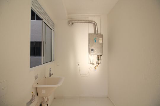 Área de Serviço de apartamento para alugar com 2 quartos, 47m² em Taquara, Rio de Janeiro